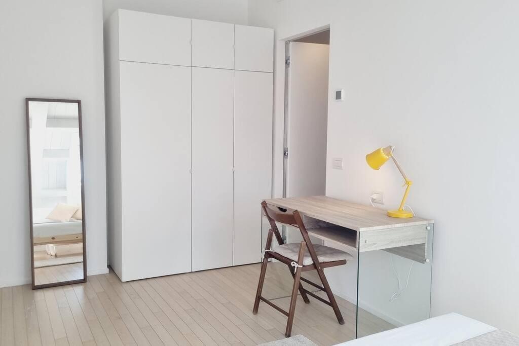 Appartamento Duomo 10min Shopping&relax Fast Wifi & Balcony *